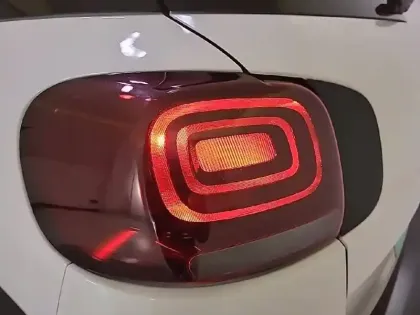 Photo 16 Citroën C3 Aircross  PureTech 110 S&S BVM6