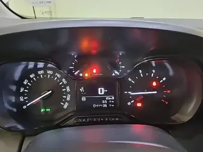 Photo 9 Citroën C3 Aircross  PureTech 110 S&S BVM6