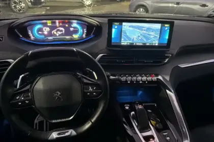 Photo 50 Peugeot 3008  Hybrid 225 e-EAT8