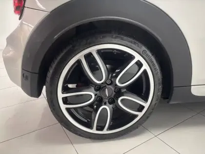 Photo 11 Mini Mini Cabriolet 231 ch John Cooper Works BVA6