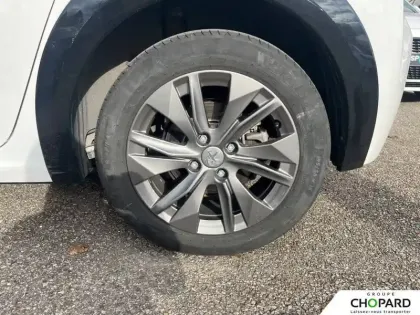 Photo 10 Peugeot 208  Electrique 50 kWh 136ch