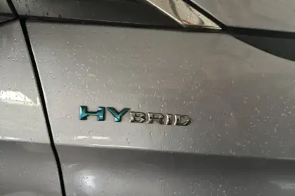 Photo 41 Peugeot 3008  Hybrid 225 e-EAT8