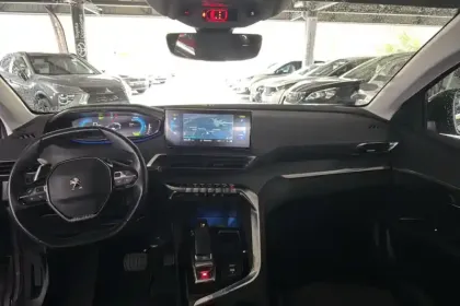 Photo 75 Peugeot 3008  Hybrid 225 e-EAT8