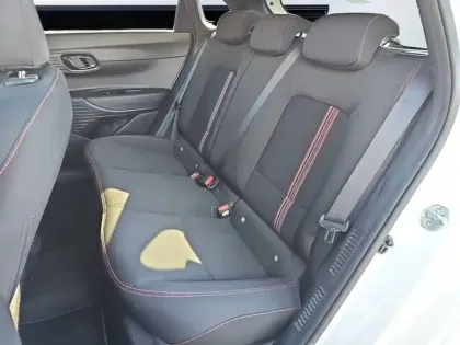 Photo 40 Hyundai I20  1.0 T-GDi 100 Hybrid 48V