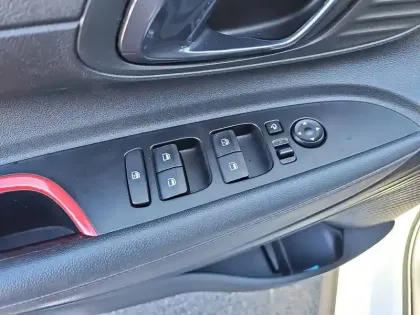 Photo 47 Hyundai I20  1.0 T-GDi 100 Hybrid 48V