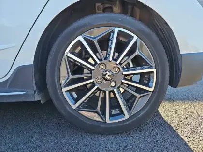 Photo 17 Hyundai I20  1.0 T-GDi 100 Hybrid 48V