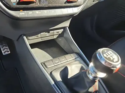 Photo 25 Hyundai I20  1.0 T-GDi 100 Hybrid 48V