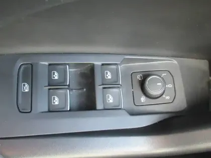 Photo 71 Volkswagen T-cross  1.0 TSI 116 Start/Stop DSG7