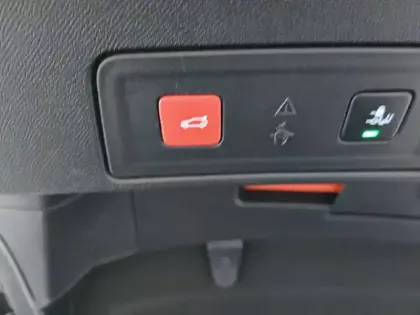 Photo 34 Peugeot 508  Hybrid 225 e-EAT8