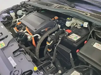 Photo 14 Peugeot 208  Electrique 50 kWh 136ch