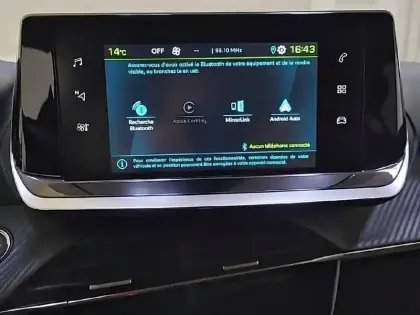 Photo 23 Peugeot 208  Electrique 50 kWh 136ch