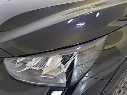 Photo 15 Peugeot 208  Electrique 50 kWh 136ch