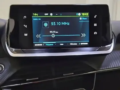 Photo 18 Peugeot 208  Electrique 50 kWh 136ch