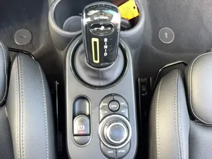 Photo 39 Mini Mini Hatch 3 Portes Cooper SE 184 ch