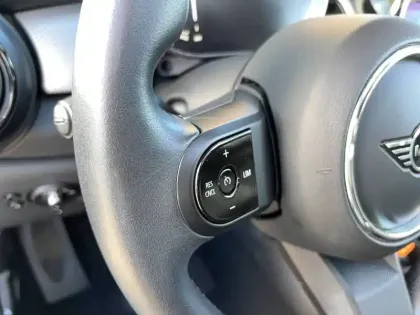 Photo 46 Mini Mini Hatch 3 Portes Cooper SE 184 ch