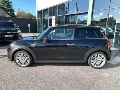 Photo 25 Mini Mini Hatch 3 Portes Cooper SE 184 ch