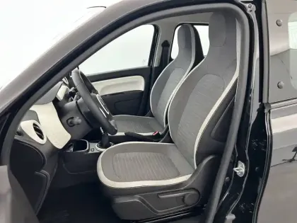 Photo 17 Renault Twingo  III SCe 65