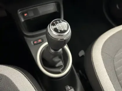 Photo 21 Renault Twingo  III SCe 65