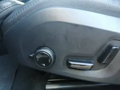 Photo 16 Volvo Xc60  B4 197 ch Geartronic 8