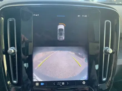 Photo 15 Volvo C40  Recharge 231 ch 1EDT