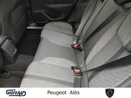 Photo 9 Peugeot 2008  Hybrid 136 e-DCS6