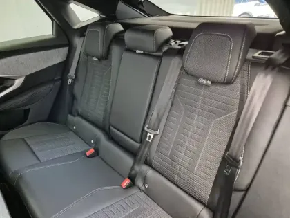 Photo 35 Peugeot 3008  Hybrid 145 e-DCS6