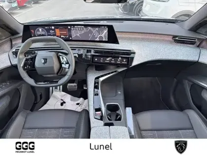 Photo 61 Peugeot 5008  Hybrid 145 e-DCS6