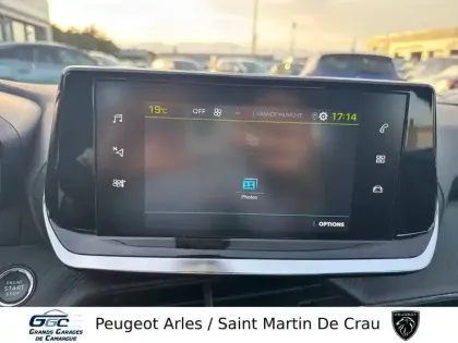 Photo 14 Peugeot 2008  Electrique 136 ch