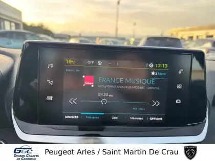 Photo 11 Peugeot 2008  Electrique 136 ch