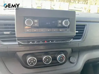 Photo 13 Renault Trafic  L1 dCi 150 Energy S&S