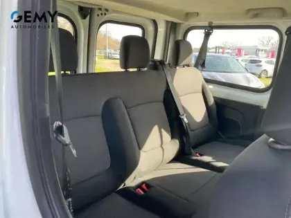 Photo 16 Renault Trafic  L1 dCi 150 Energy S&S