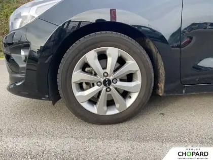 Photo 21 Kia Rio  1.0 T-GDi 100 ch ISG BVM6