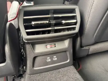 Photo 35 Audi A3  Sportback TFSI e Hybride rechargeable 272 S tronic 6