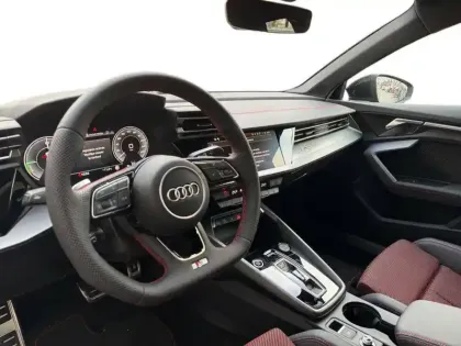 Photo 14 Audi A3  Sportback TFSI e Hybride rechargeable 272 S tronic 6