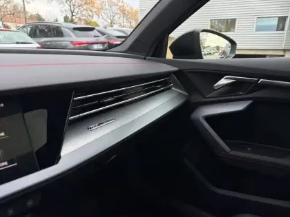 Photo 26 Audi A3  Sportback TFSI e Hybride rechargeable 272 S tronic 6