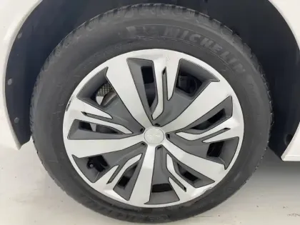 Photo 16 Peugeot 208  PureTech 100 S&S EAT8