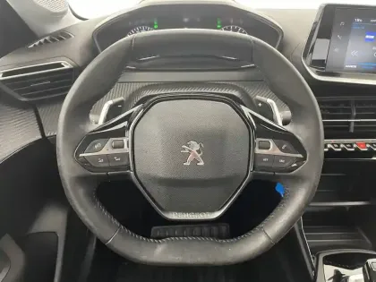 Photo 22 Peugeot 208  PureTech 100 S&S EAT8