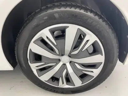 Photo 15 Peugeot 208  PureTech 100 S&S EAT8