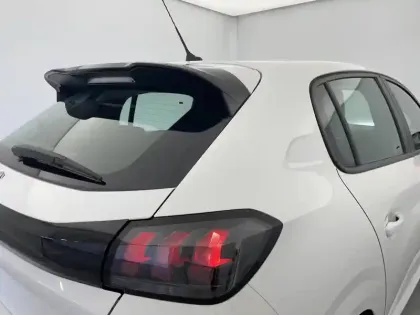 Photo 23 Peugeot 208  PureTech 100 S&S EAT8