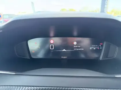 Photo 56 Peugeot 208  PureTech 100 S&S BVM6