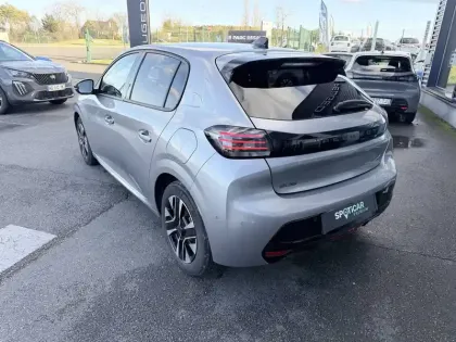 Photo 33 Peugeot 208  PureTech 100 S&S BVM6