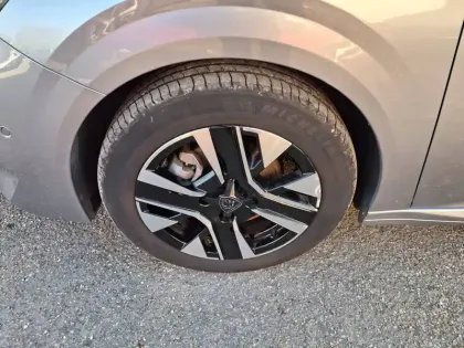 Photo 9 Peugeot 208  PureTech 100 S&S BVM6