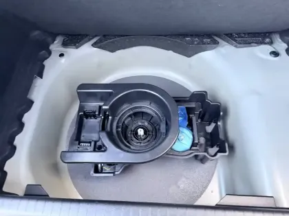 Photo 40 Peugeot 208  PureTech 100 S&S BVM6