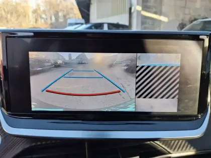 Photo 23 Peugeot 208  PureTech 100 S&S BVM6