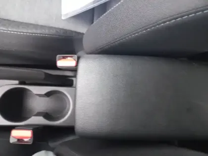 Photo 28 Renault Captur  TCe 90 - 21