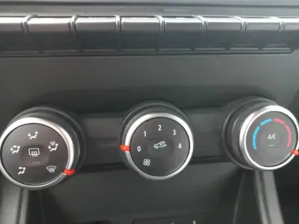 Photo 24 Renault Captur  TCe 90 - 21