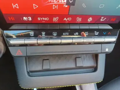 Photo 89 Renault Scenic  E-Tech electrique 220 ch grande autonomie