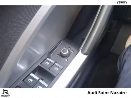 Photo 25 Audi Q3  35 TFSI 150 ch S tronic 7