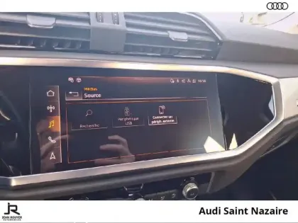 Photo 14 Audi Q3  35 TFSI 150 ch S tronic 7