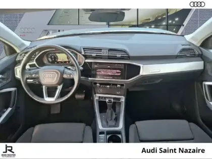 Photo 4 Audi Q3  35 TFSI 150 ch S tronic 7